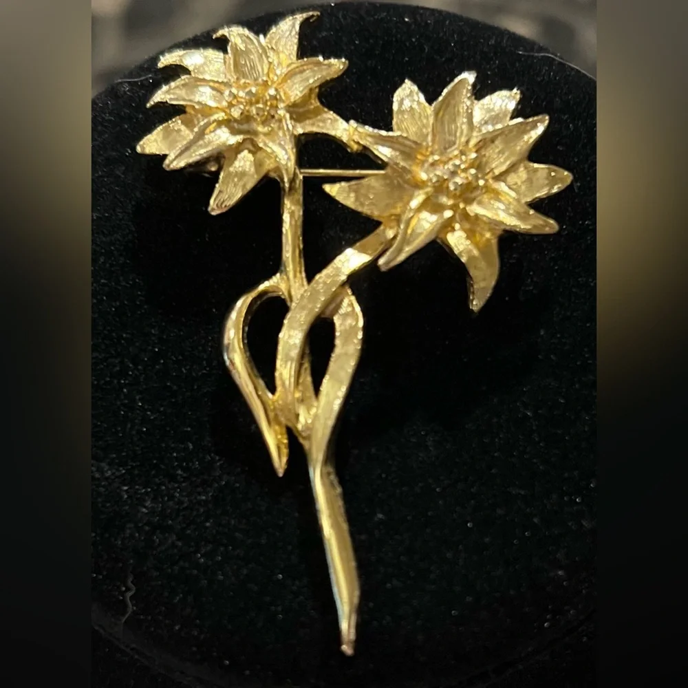 VTG Double Sunflower Gold Tone Brooch Floral Pin Garden Summer Spring 1990s